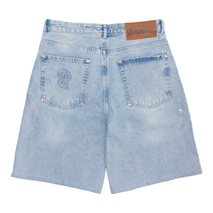 RIVITED DENIM SHORTS (LIGHT BLUE)