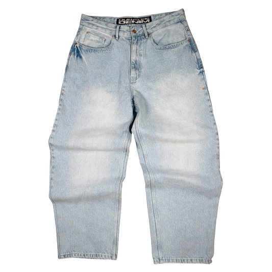 RIVETED DENIM JEANS (LIGHT BLUE)