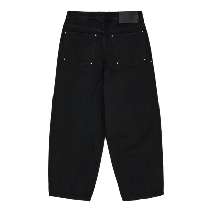 RIVETED DENIM JEANS (BLACK)